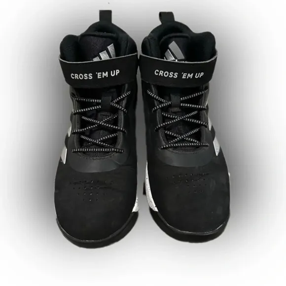 adidas Unisex-Child Cross Em Up 5 Black Basketball Shoe Size 6