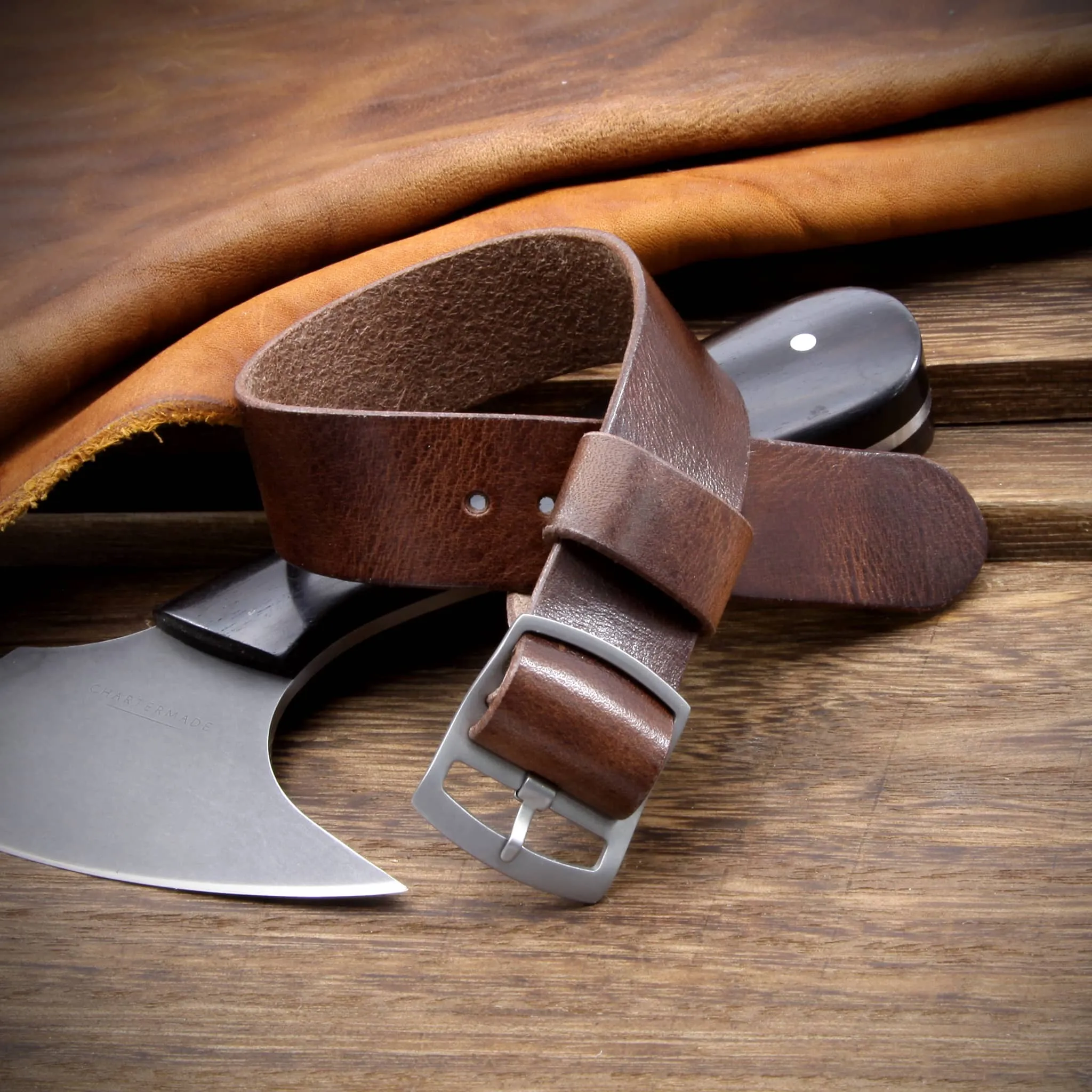 Adjustable One-Piece Leather Watch Strap, Military 103