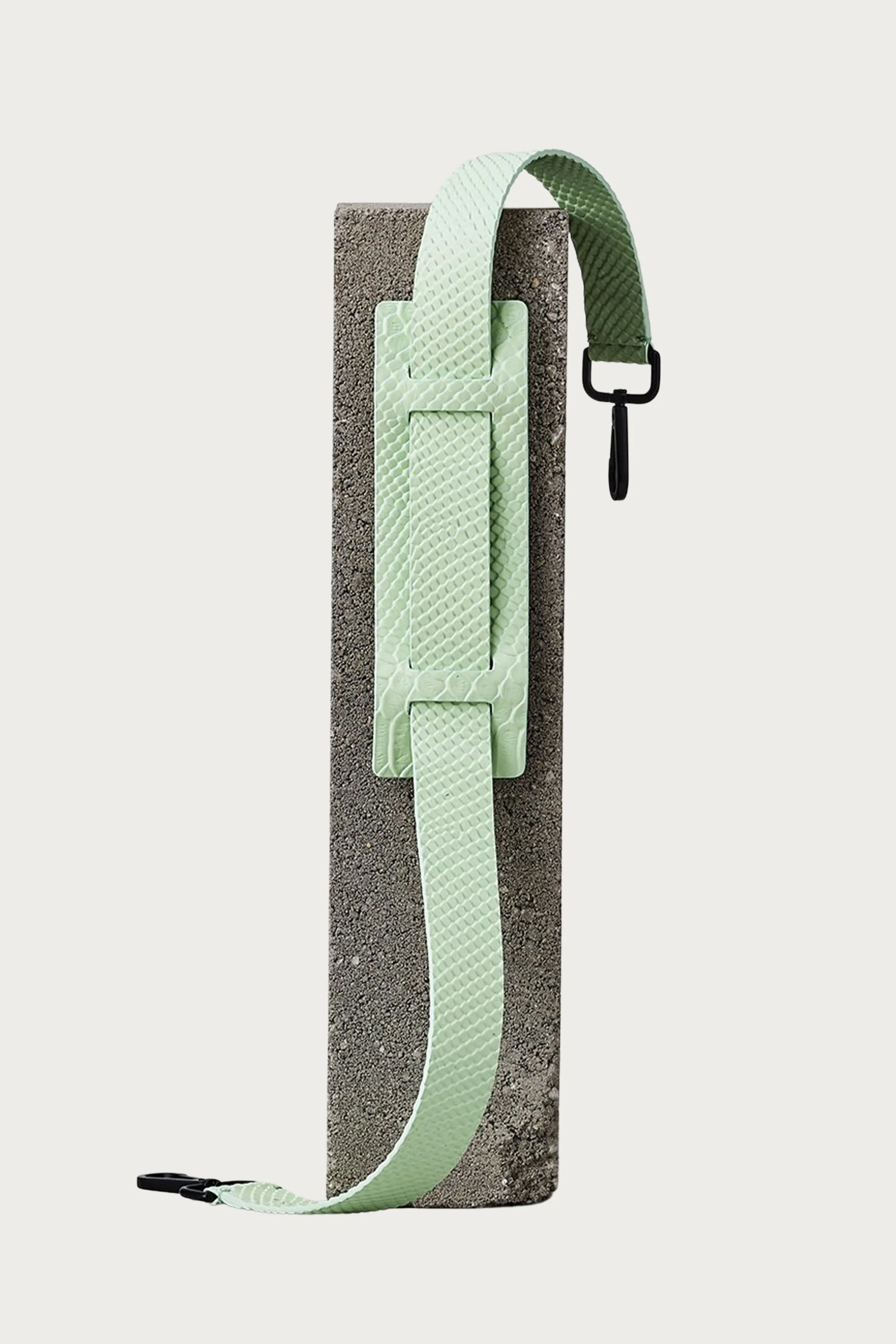 LEATHER SHOULDER STRAP