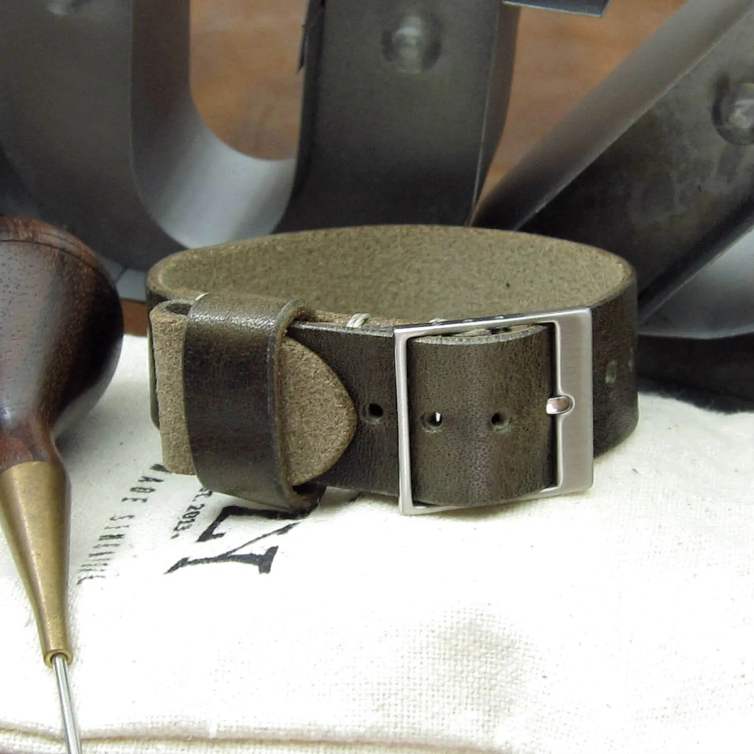 Leather Watch Strap, Classic RAF II Vintage 408