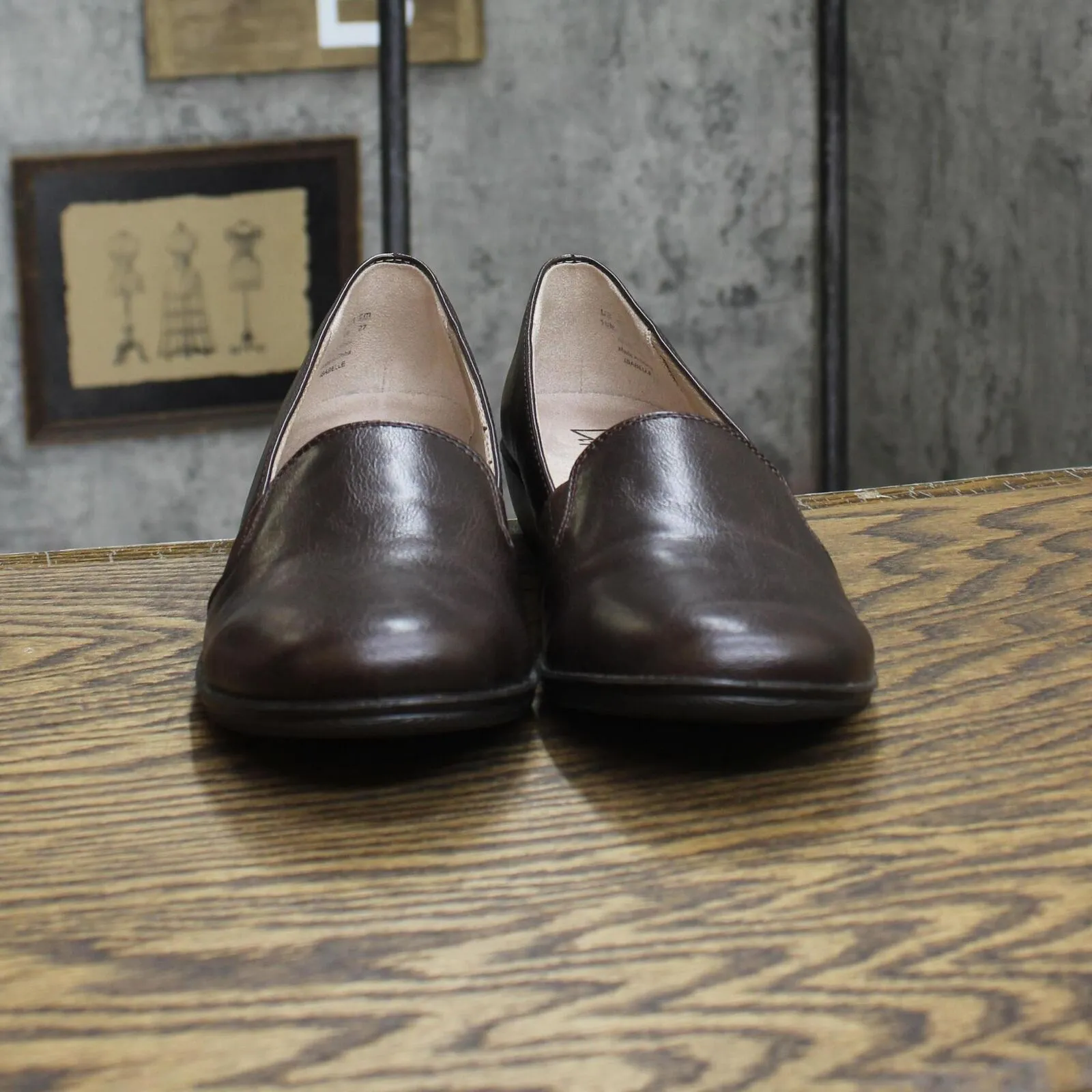 Lifestride Women's Isabelle Flat Shoes E3472S3 Dark Chocolate Brown 10M