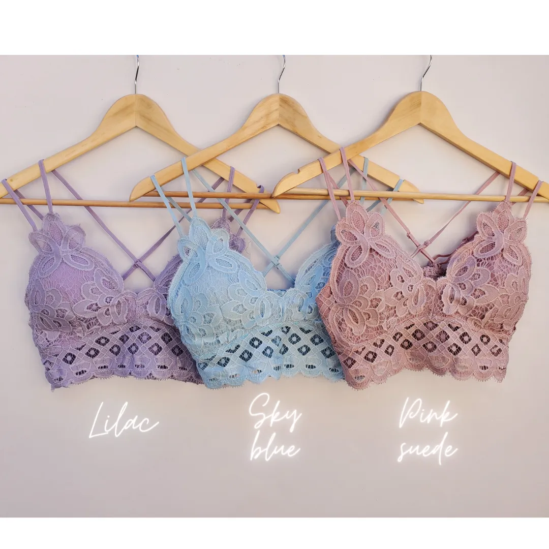LILAC LACE BRALETTE
