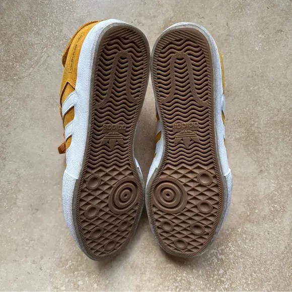 Men’s Adidas Skateboarding Matchbreak Super shoes in yellow
