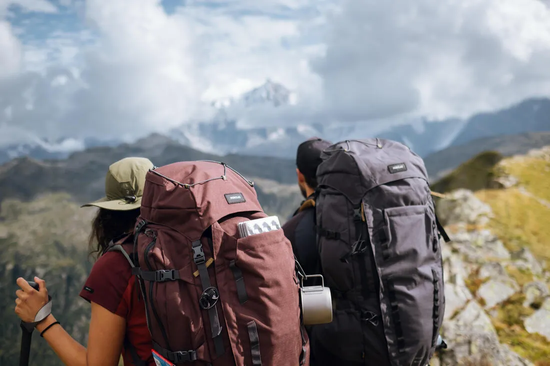 Men's Trekking 70 10L Backpack MT900 Symbium