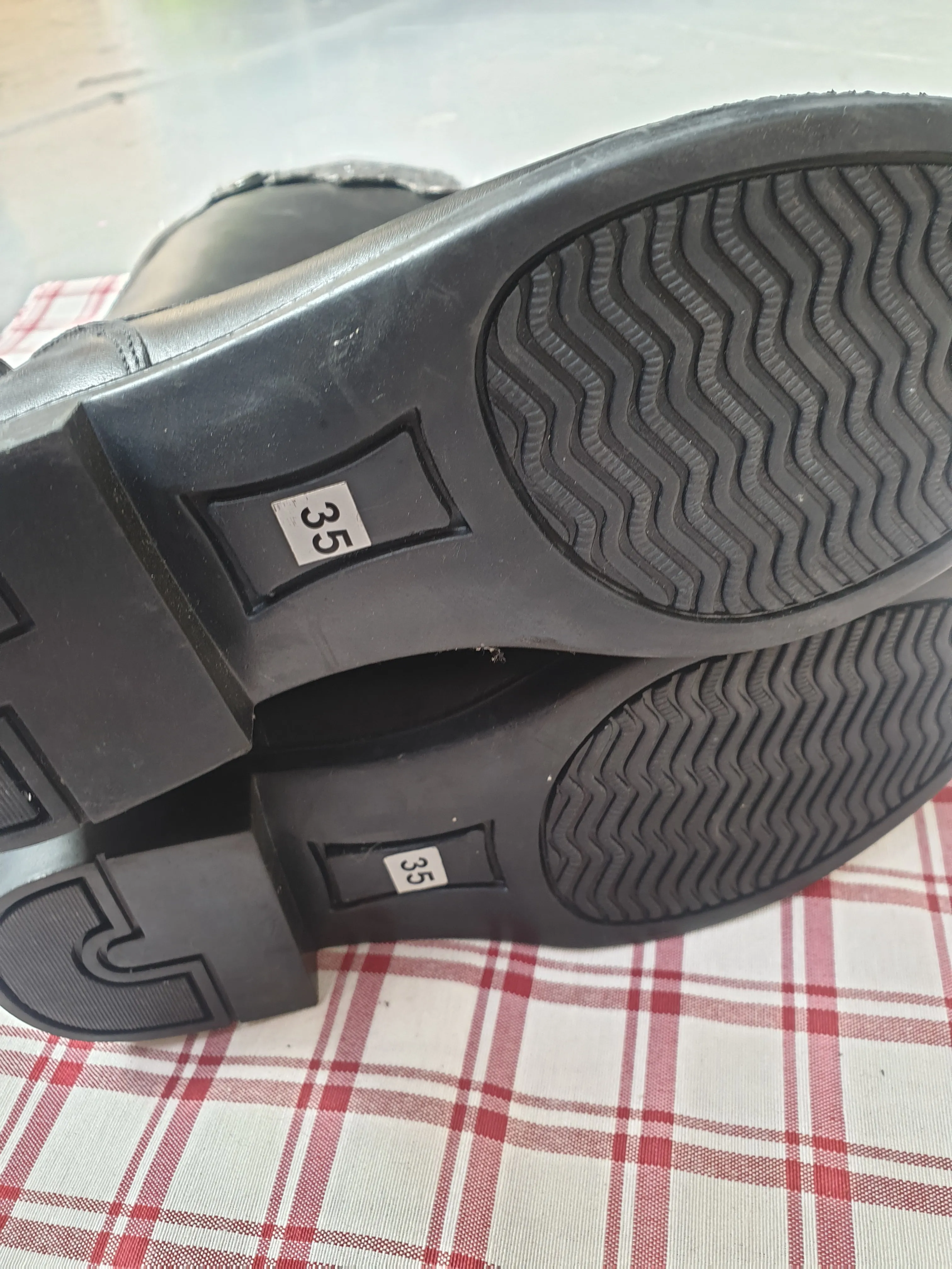 NEW long riding boots, black, size 2 narrow leg