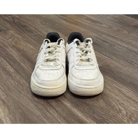 Nike Air Force Unisex Youth 1 '07 LV8 3 Peace Love Swoosh DM8154-100 Siz…