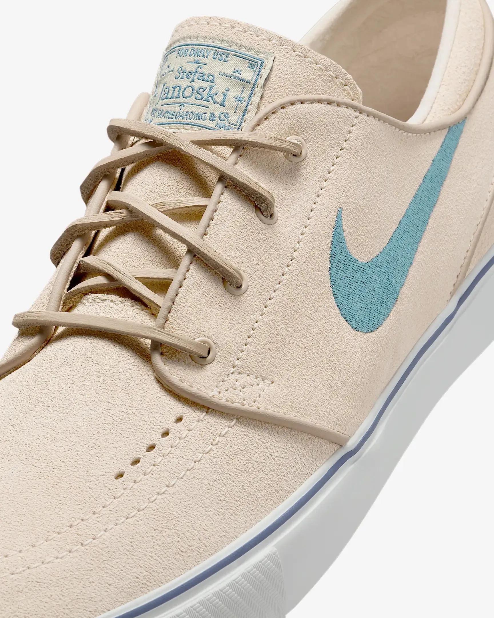 Nike SB Zoom Janoski OG  Sand Drift Skateboarding Shoe