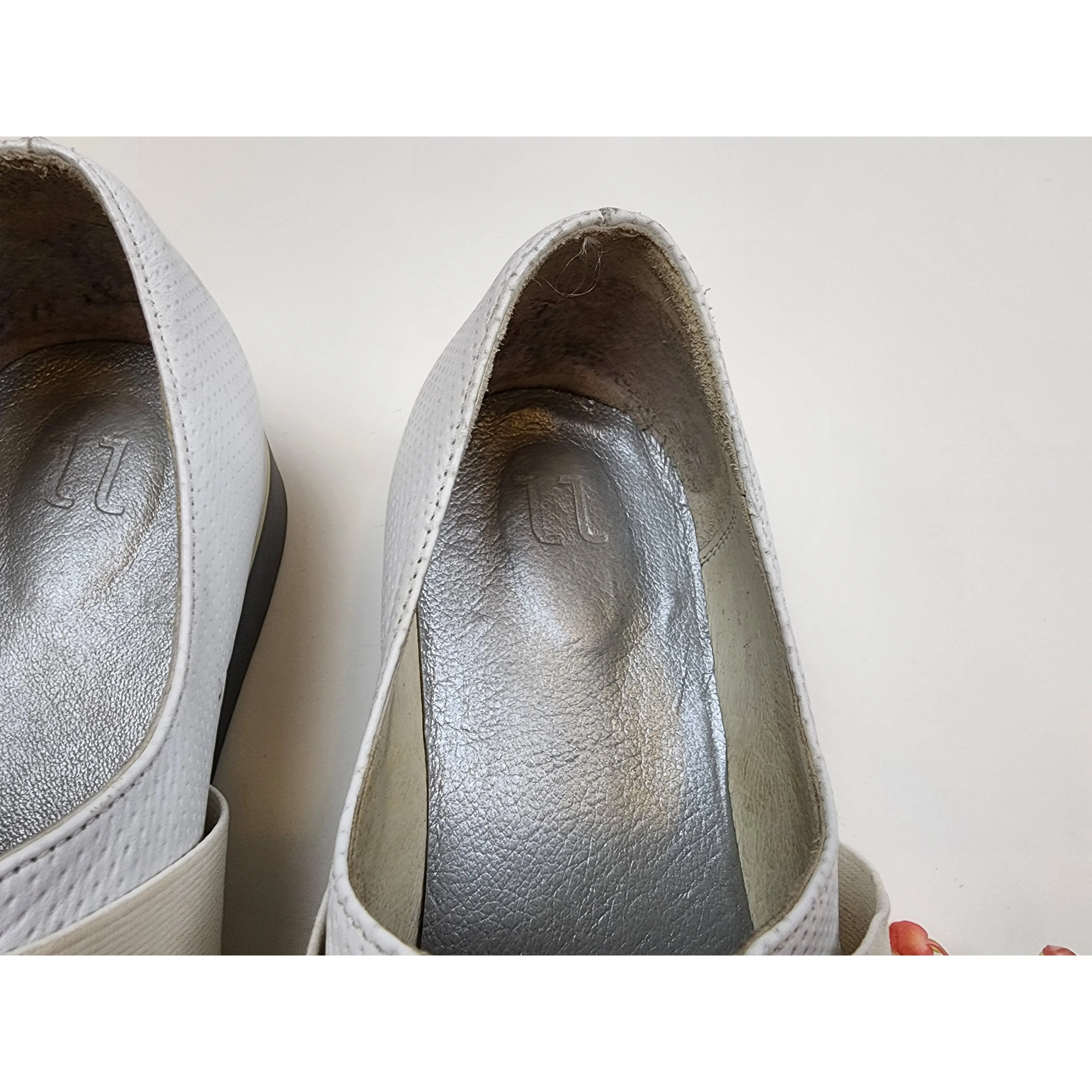 Norman & Bella perforated white leather shoes with elastic strap over size 11