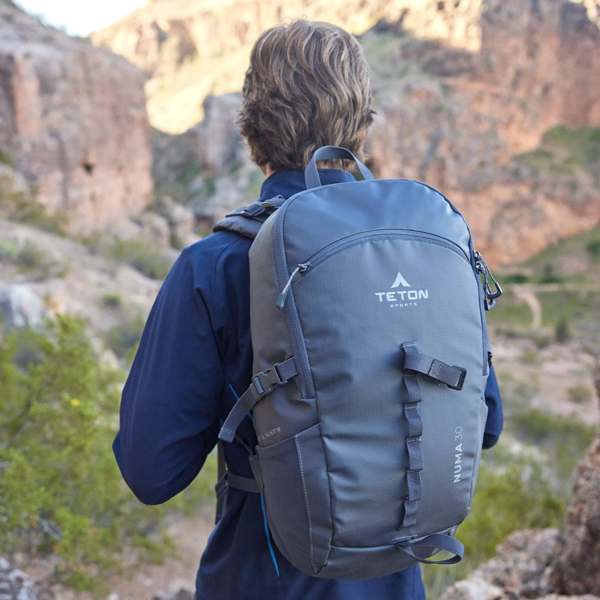 Numa 30L Backpack