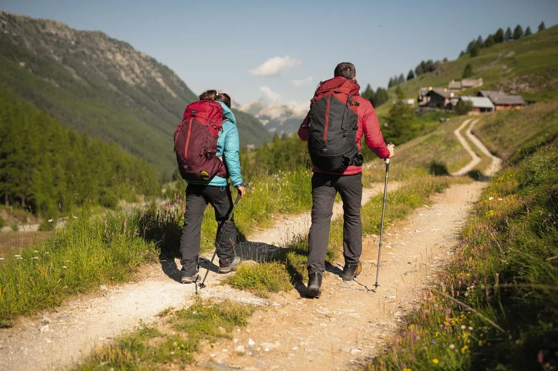 Sac à dos de trekking homme 70 l - mt100 easyfit