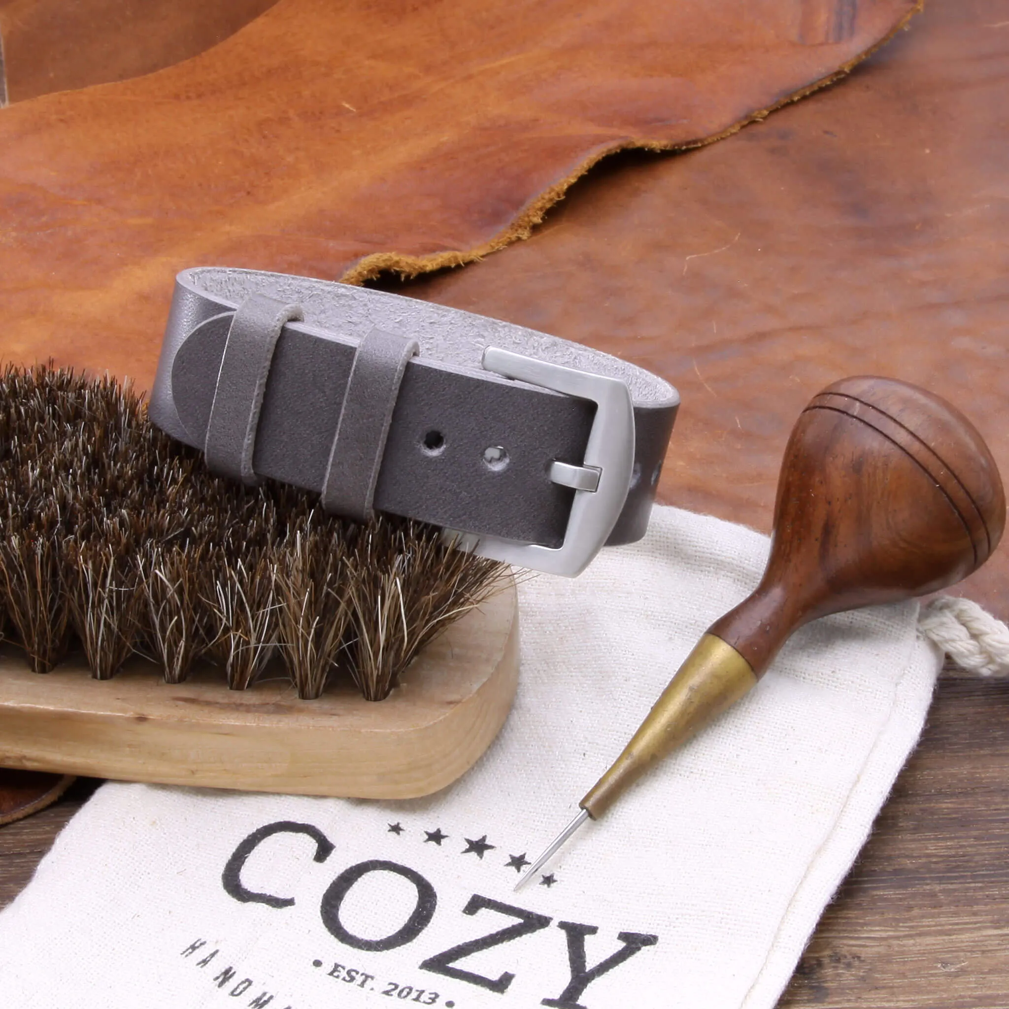 Single Pass Leather Watch Strap, 2-Keeper Koala Antracite