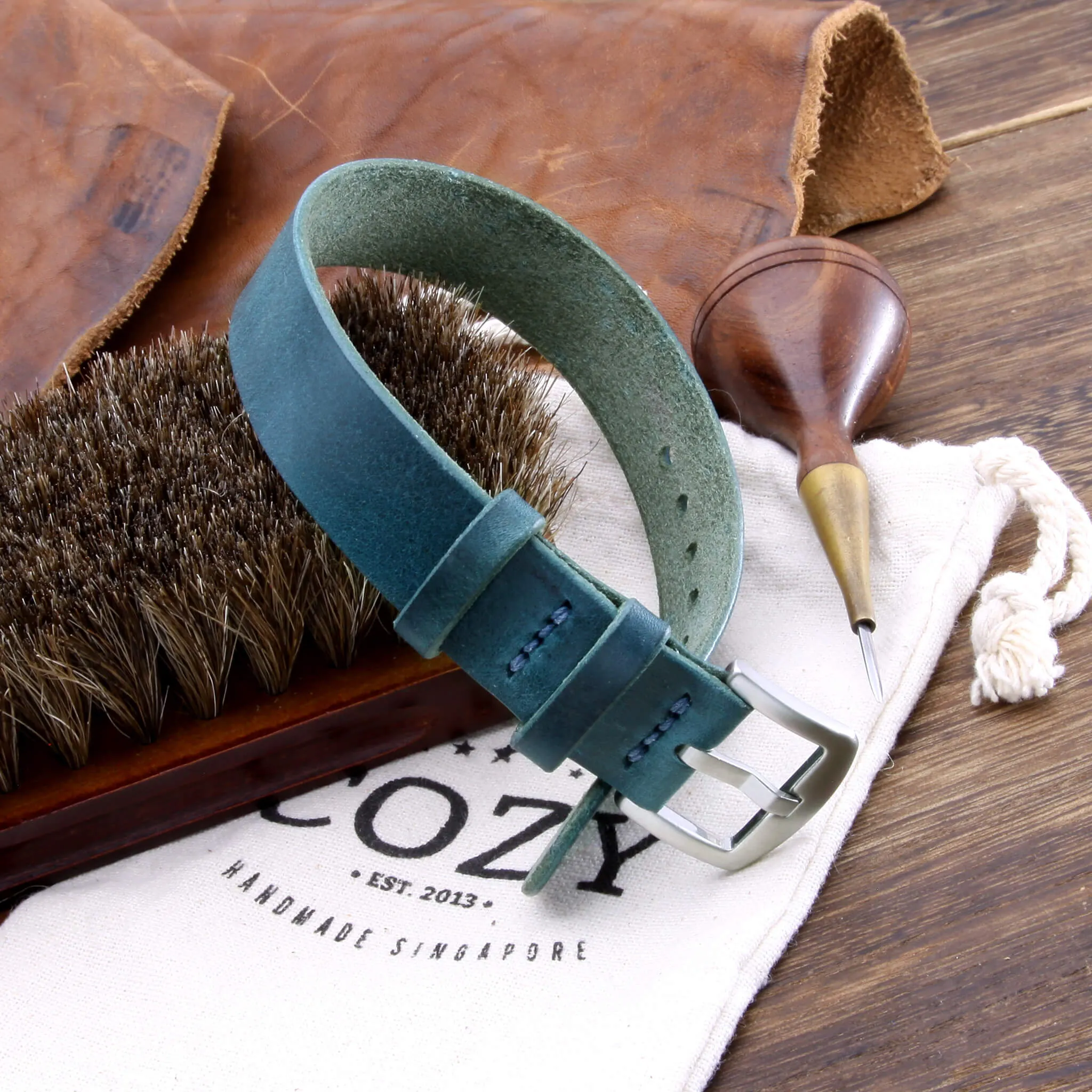 Single Pass Leather Watch Strap, 2-Keeper Military 106