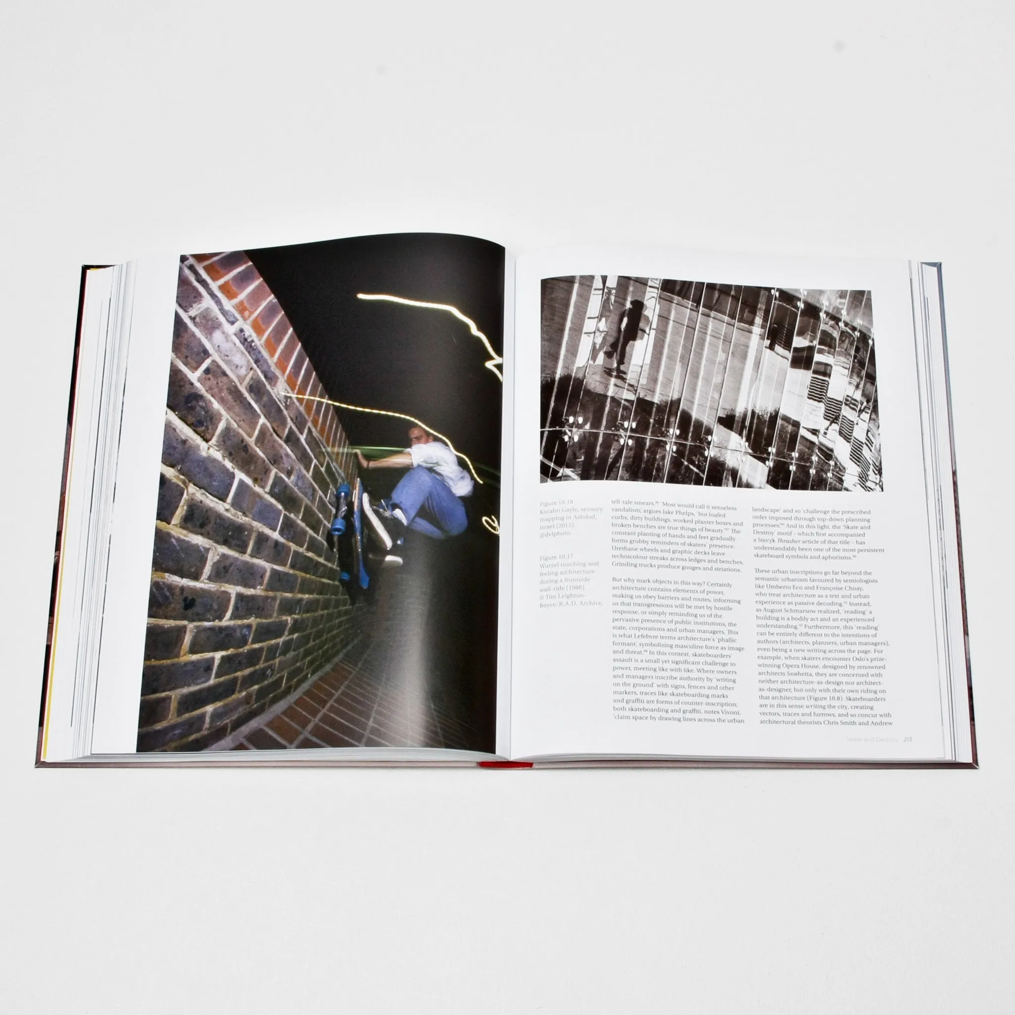 Skateboarding And The City: A Complete History - Iain Borden