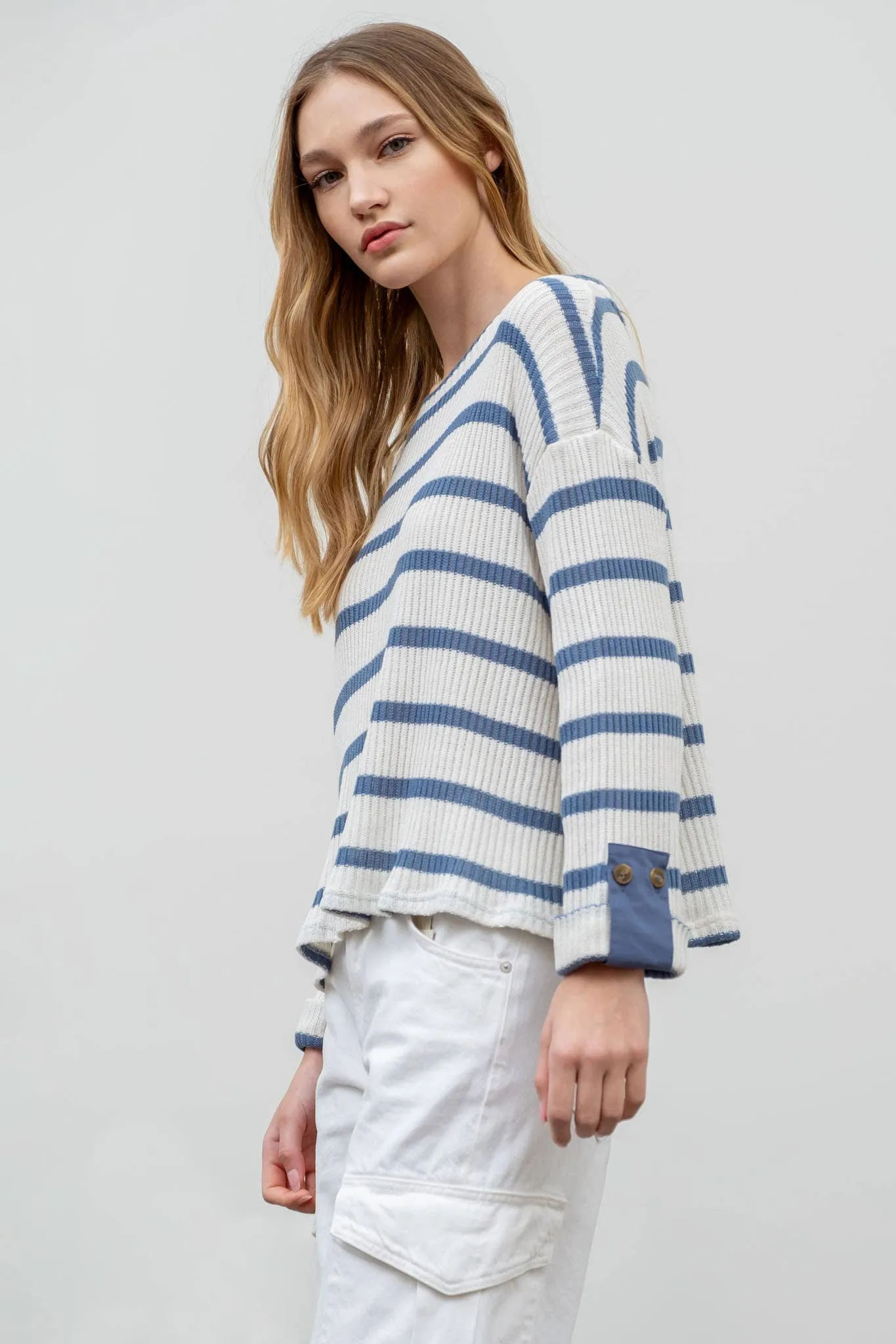 STRIPED 3/4 FOLDED SLEEVE KNIT TOP
