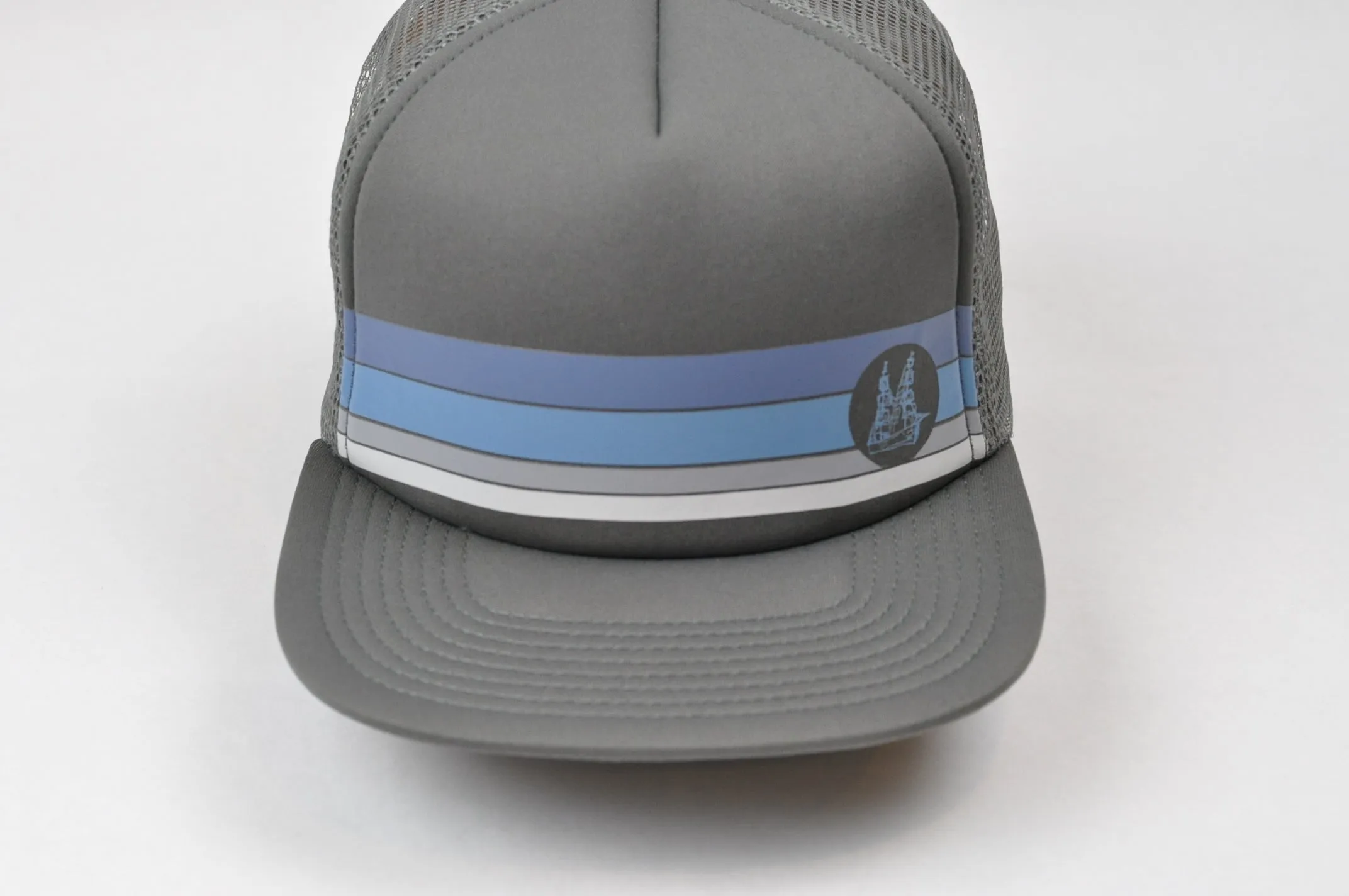 STRIPED GRAY TRUCKER