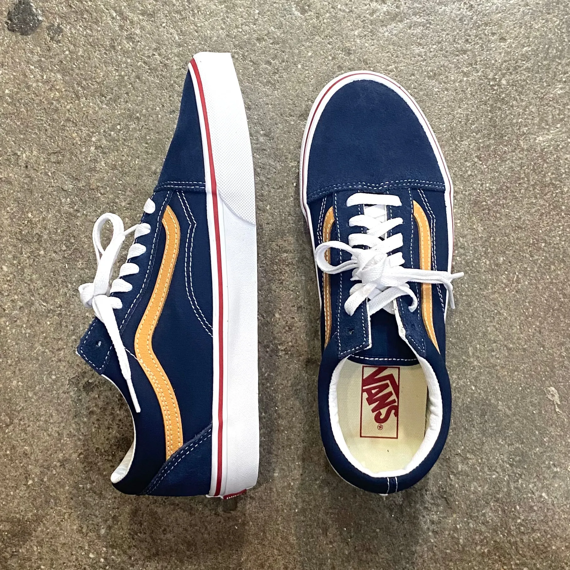 VANS    OLD SKOOL